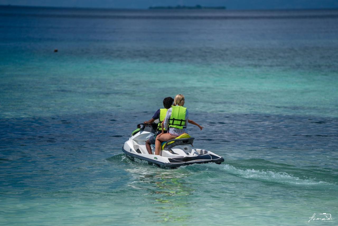 New Moon Village Ukulhas Island Bagian luar foto