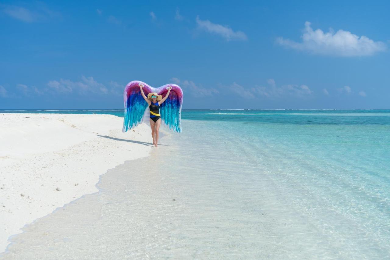 New Moon Village Ukulhas Island Bagian luar foto